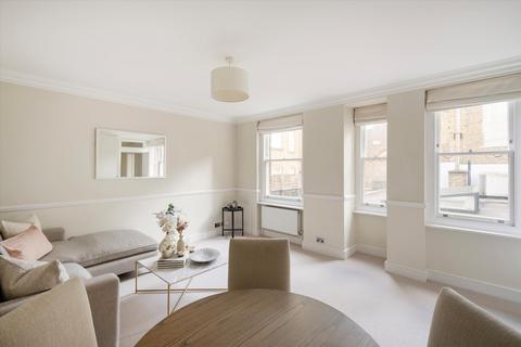 Lees Place, London, W1K