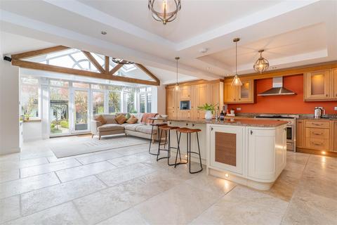 undefined, Weavers Brow, Heath Charnock, Chorley