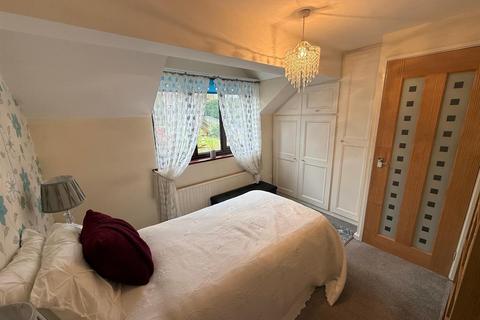undefined, School Drive, Amblecote, Stourbridge, DY8 4DQ