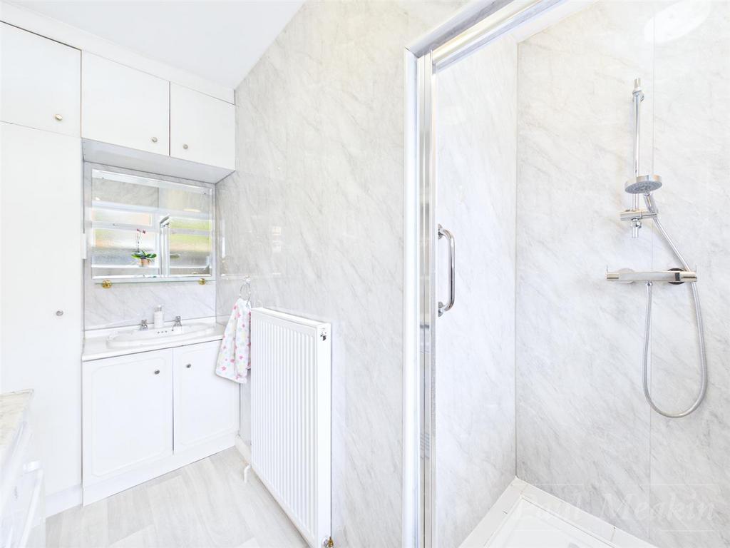 Ensuite Bathroom