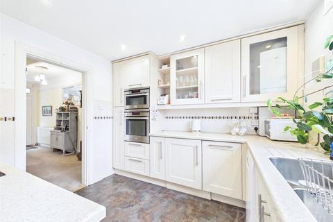 3 bedroom maisonette for sale, Pond House, Limpsfield Road, Sanderstead