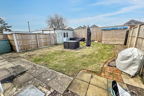 2 bedroom bungalow for sale, Bramley Road, Bournemouth, BH10 5