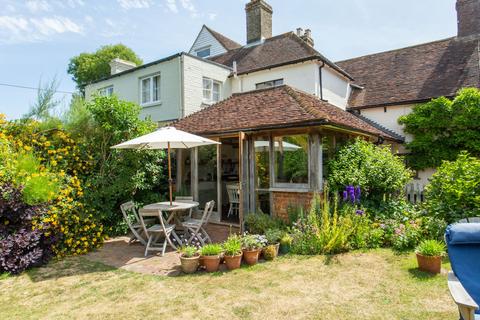 3 bedroom semi-detached house for sale, Ashford Road, Badlesmere Lees, Faversham, Kent, ME13
