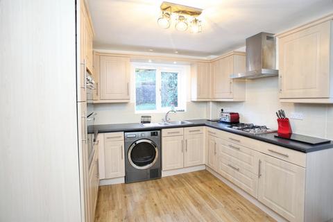 4 bedroom semi-detached house for sale, Cwm Braenar, Pontllanfraith, Blackwood
