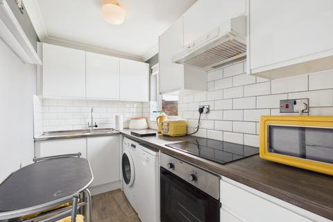undefined, Hartley Gardens, Tadley, RG26