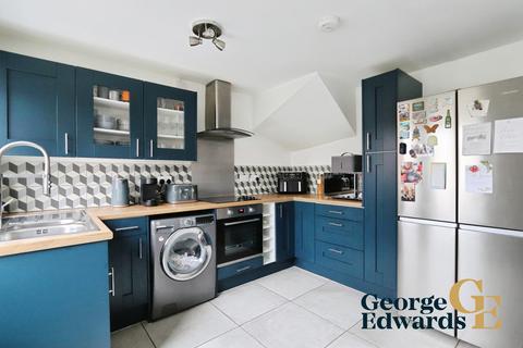 3 bedroom semi-detached house for sale, Rouen Way Ashby-De-La-Zouch LE65 2QX