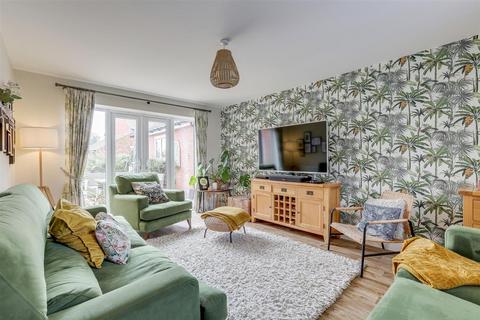 4 bedroom detached house for sale, Yarrow Drive, Nottingham NG11