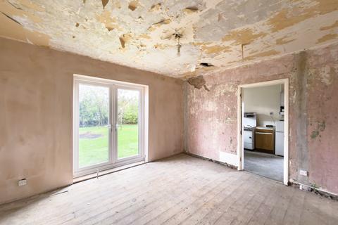 3 bedroom semi-detached house for sale, 49 Queens Crescent, Wallsend, Tyne and Wear NE28 8DW