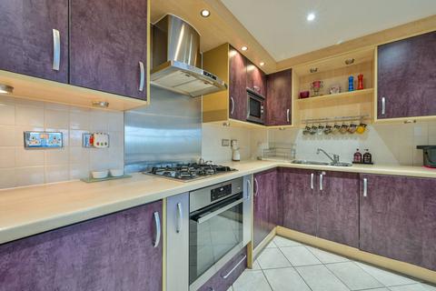 2 bedroom flat to rent, Charter Quay, Kingston, Kingston upon Thames, KT1