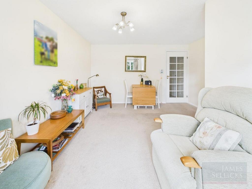 Through Lounge/Dining Room