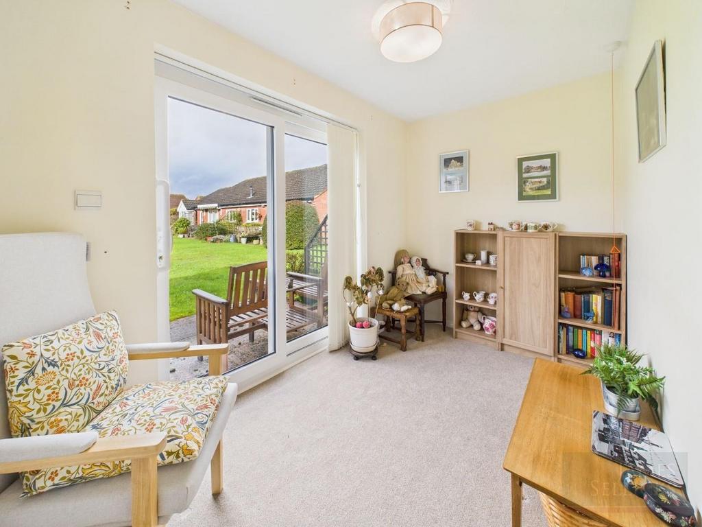 Garden Room/Occasional Bedroom