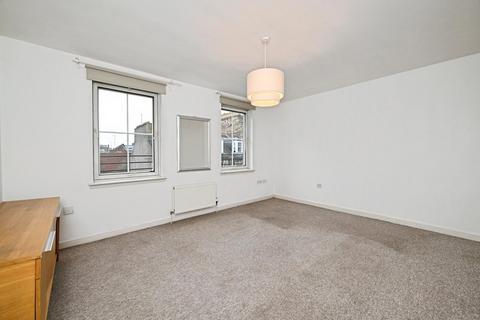 1 bedroom flat to rent, South Fort Street, Leith, Edinburgh, EH6
