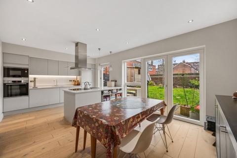 4 bedroom terraced house for sale, Greater Manchester SK2