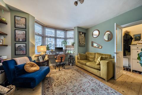 1 bedroom flat for sale, St. Aidans Road, East Dulwich, London, SE22