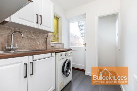 2 bedroom ground floor flat for sale, Malvern Court, Malvern Road