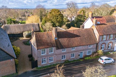 5 bedroom detached house for sale, Aylesbury Road, Princes Risborough HP27