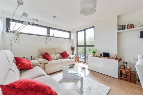 1 bedroom flat to rent, Petergate, Battersea, London, SW11