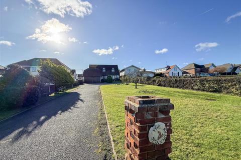 undefined, Esplanade, Mayland, Chelmsford