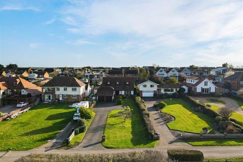 undefined, Esplanade, Mayland, Chelmsford
