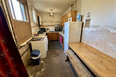 3 bedroom semi-detached house for sale, 83 Minshull New Road, Crewe, Cheshire CW1 3PG