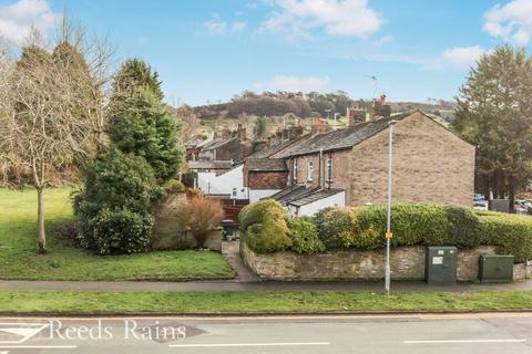 2 bedroom terraced house for sale, Hulley Road, Cheshire SK10