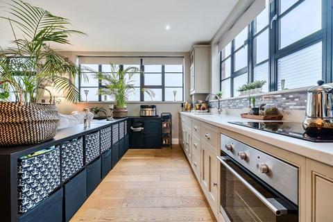 1 bedroom flat for sale, Newbury,  Berkshire,  RG14