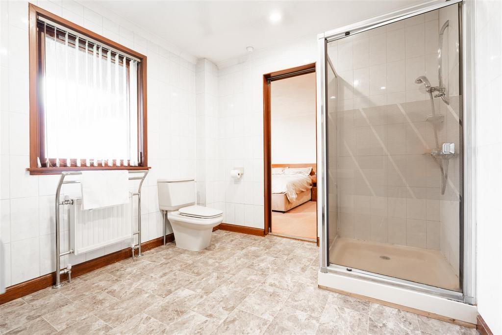 Ensuite.jpg