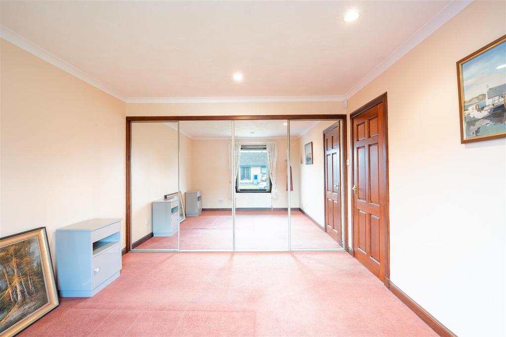 Bedroom.two.jpg