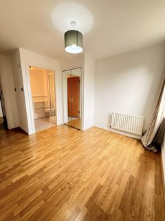 2 bedroom apartment to rent, Minerva Way, Glasgow G3