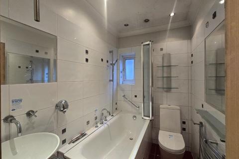 1 bedroom flat for sale, 257A Wick Road, Hackney, London, E9 5DG