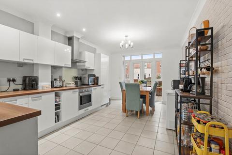 undefined, 19 Portland Walk, Diglis, Worcester.  WR1 2NR