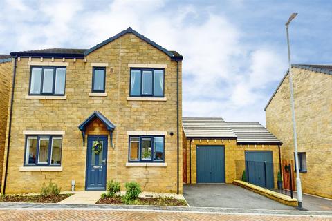 4 bedroom detached house for sale, Egerton Close, Brighouse, West Yorkshire