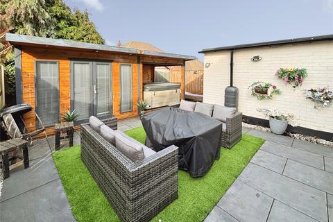 undefined, Roehampton Rise, South Yorkshire DN5