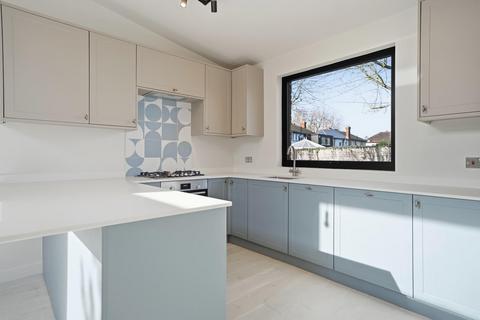 undefined, Ambleside Road, Bromley, London