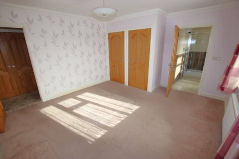 3 bedroom bungalow for sale, Bramble Way, Clacton on Sea, CO15