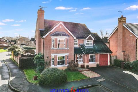 Thaxted Green, Hutton, Brentwood