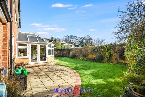 4 bedroom detached house for sale, Thaxted Green, Hutton, Brentwood
