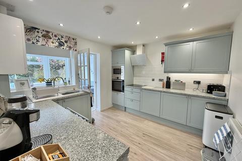 undefined, Victoria Road, Threemilestone, Truro