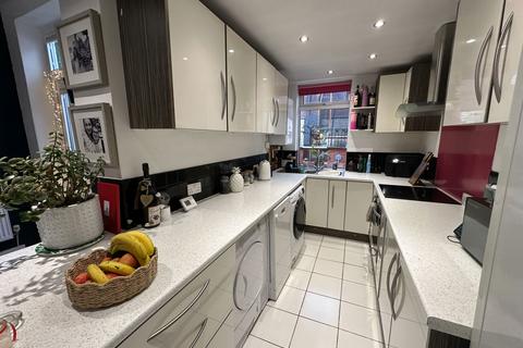 undefined, Oldham Road, Royton
