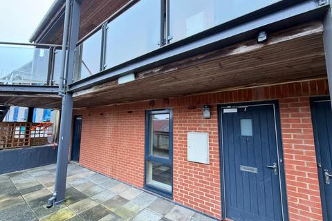 1 bedroom flat to rent, Snuff Street, Devizes SN10