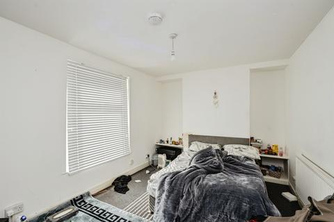 5 bedroom terraced house for sale, Western Street, Swansea