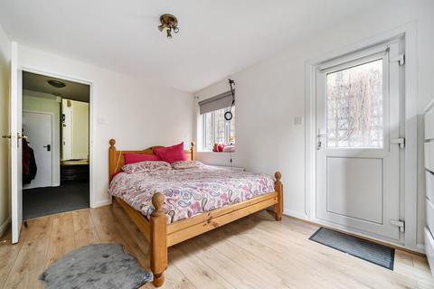1 bedroom flat for sale, Heyford Avenue, Vauxhall, London, SW8