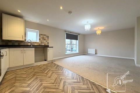 2 bedroom apartment to rent, Greenview House, 1 Westwood, Gravesend