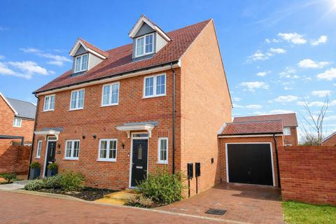 undefined, Lukes Close, Benson OX10