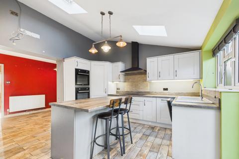 2 bedroom end of terrace house for sale, East Newton Road, Aldbrough, Hull, HU11 4RT
