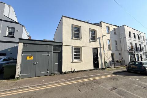 1 bedroom flat to rent, Grosvenor Street, Cheltenham GL52