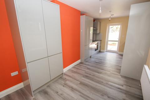 3 bedroom terraced house to rent, Michael Road, Leytonstone, London, E11 3DY