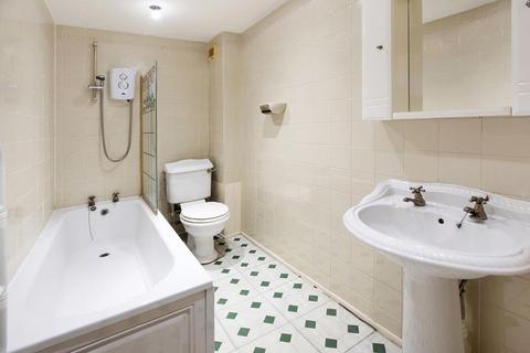 1 bedroom flat for sale, Barnpark Terrace, Teignmouth, TQ14