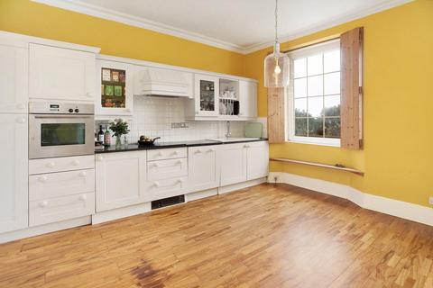 1 bedroom flat for sale, Barnpark Terrace, Teignmouth, TQ14