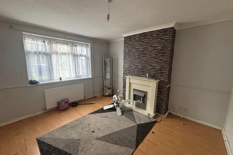 3 bedroom terraced house for sale, Brynglas Avenue, Pontllanfraith, Blackwood